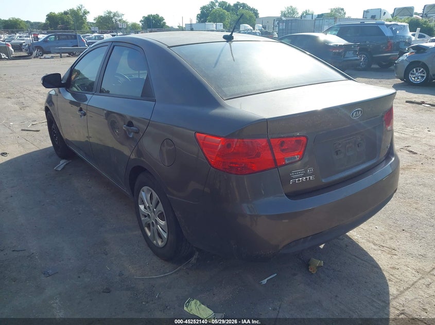 2011 Kia Forte VIN KNAFU4A21B5404806 IAAI salvage auction — NORMAL WEAR, Clear (Tennessee), sold $550 on 2026-07-13 (photo 3)