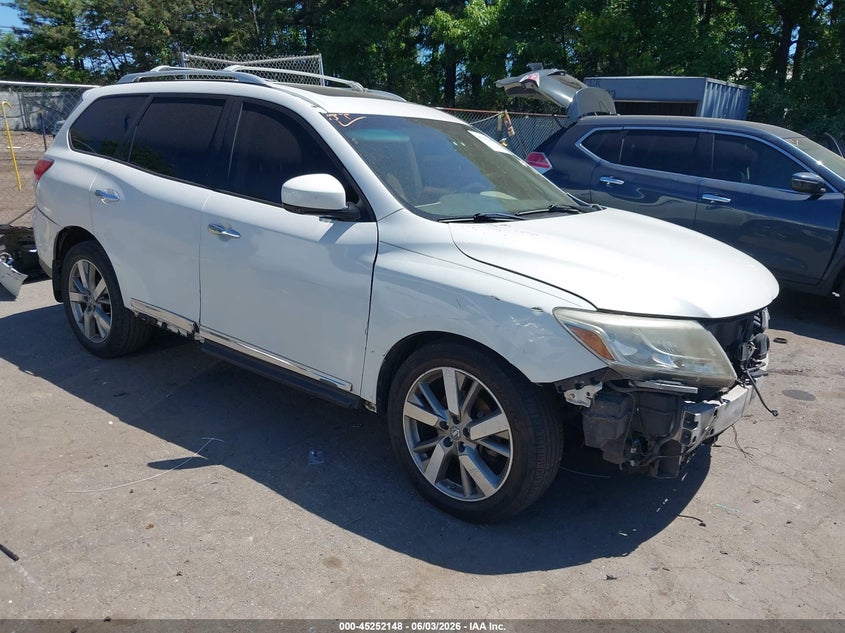2013 Nissan Pathfinder VIN 5N1AR2MM8DC666462 IAAI salvage auction — FRONT END, Salvage Title, sold $450 on 2026-07-09 (photo 1)