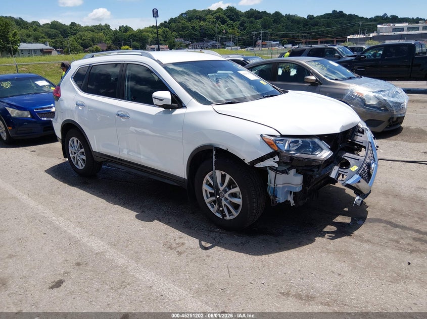 2017 Nissan Rogue VIN KNMAT2MT0HP560423 IAAI salvage auction — FRONT END, Salvage (Missouri), sold $1,650 on 2026-07-28 (photo 1)