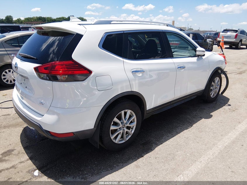 2017 Nissan Rogue VIN KNMAT2MT0HP560423 IAAI salvage auction — FRONT END, Salvage (Missouri), sold $1,650 on 2026-07-28 (photo 4)