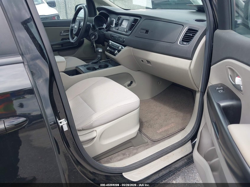 2018 Kia SEDONA VIN KNDMA5C1XJ6409802 IAAI salvage auction — NORMAL WEAR, Sf97 (Maryland), sold $25 on 2026-07-21 (photo 5)