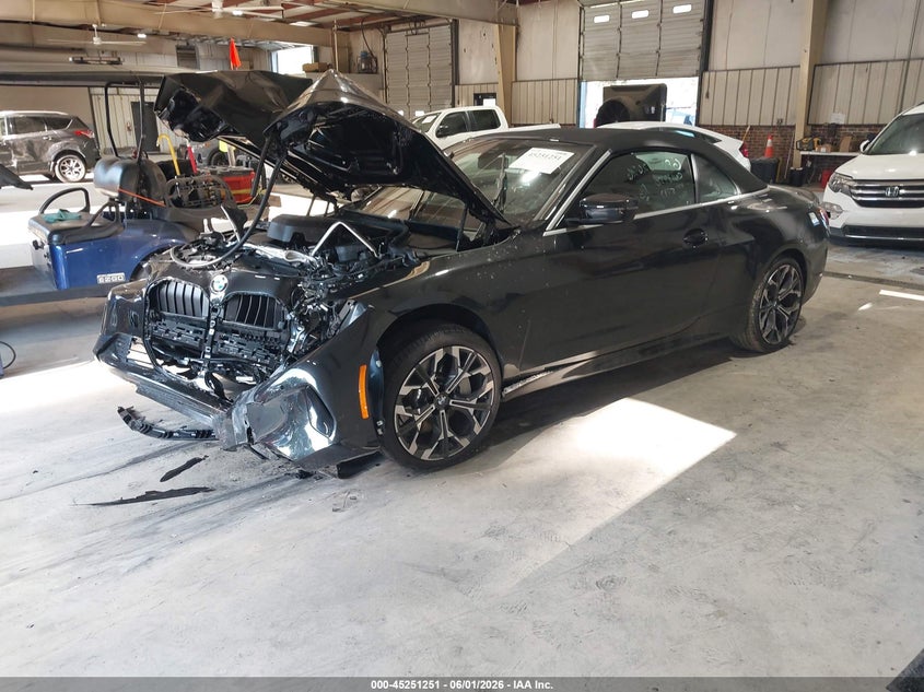 2026 BMW 4er VIN WBA53DB03TCX55743 IAAI salvage auction — FRONT END, Salvage Title, sold $9,900 on 2026-07-31 (photo 2)