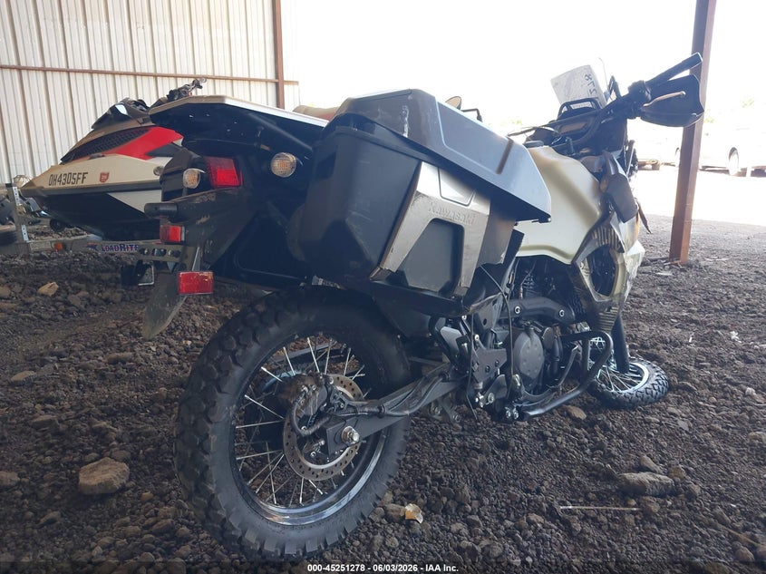 2026 Kawasaki Klr 650 VIN ML5KLEH15TDA41034 IAAI salvage auction — FRONT END, Salvage (Ohio), sold $875 on 2026-07-28 (photo 4)