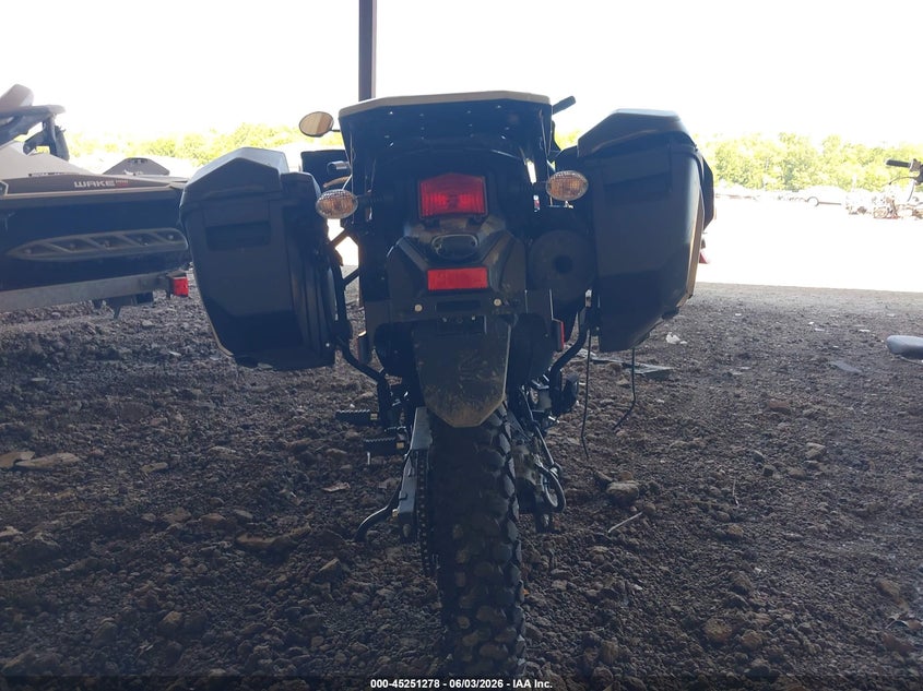 2026 Kawasaki Klr 650 VIN ML5KLEH15TDA41034 IAAI salvage auction — FRONT END, Salvage (Ohio), sold $875 on 2026-07-28 (photo 6)