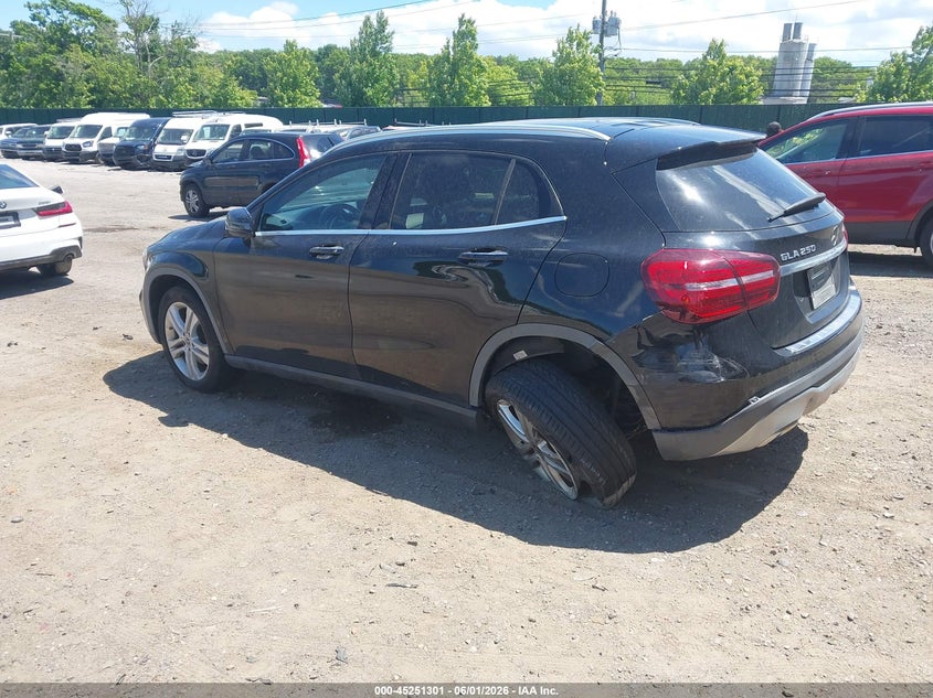 2020 Mercedes-benz Gla-klasse VIN WDCTG4GB7LU023516 IAAI salvage auction — REAR END, Salvage Title, sold $9,050 on 2026-07-14 (photo 3)