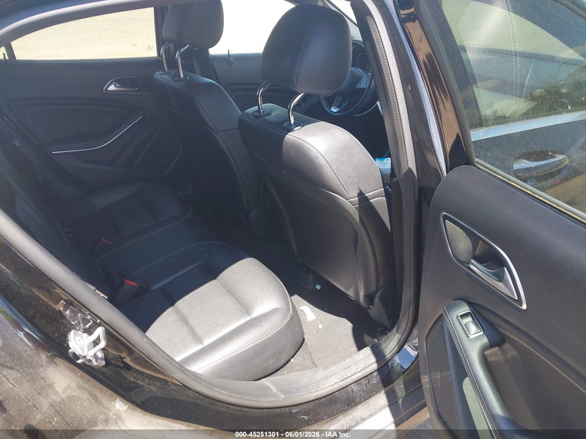 2020 Mercedes-benz Gla-klasse VIN WDCTG4GB7LU023516 IAAI salvage auction — REAR END, Salvage Title, sold $9,050 on 2026-07-14 (photo 8)