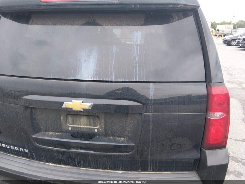 2017 Chevrolet Suburban VIN 1GNSKKECXHR353703 IAAI salvage auction — NORMAL WEAR, Sf97 (Maryland), sold $21,450 on 2026-07-21 (photo 6)