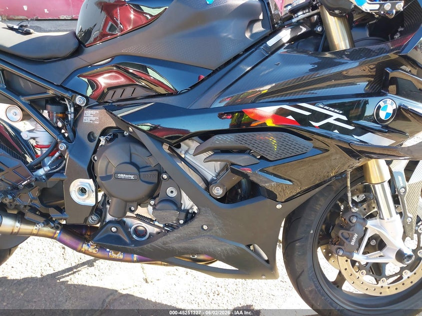 2024 BMW S 1000 VIN WB10E6301R6K44201 IAAI salvage auction — RIGHT SIDE, Salvage (Oregon), sold $13,100 on 2026-07-09 (photo 8)