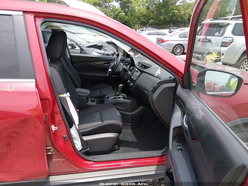 2017 Nissan Rogue VIN JN8AT2MT7HW407824 IAAI salvage auction — REAR END, Salvage Title, sold $1,900 on 2026-07-24 (photo 5)