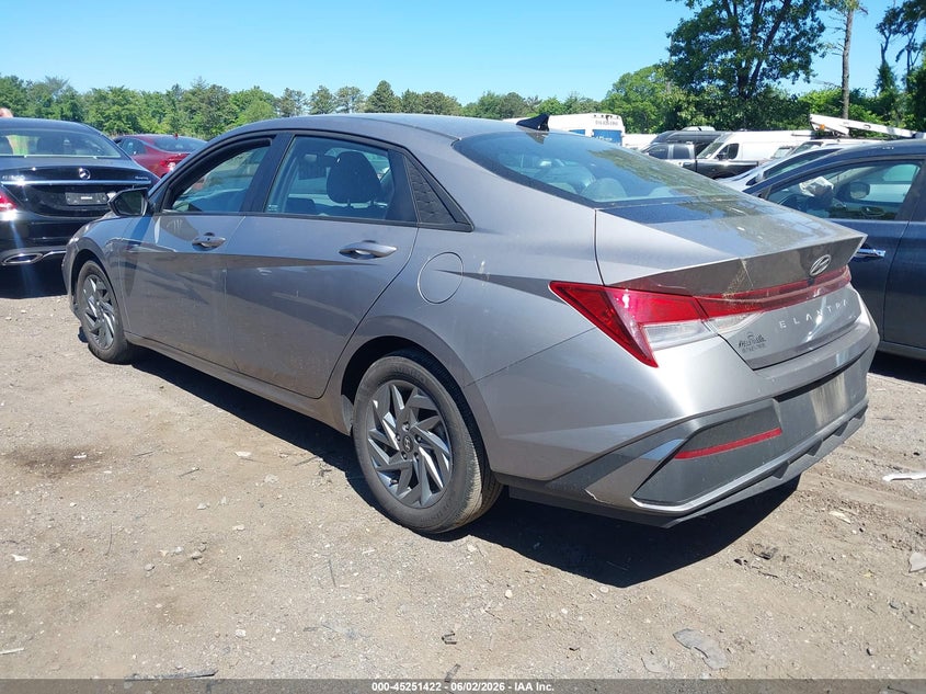 2024 Hyundai Elantra VIN KMHLM4DG4RU812824 IAAI salvage auction — FRONT END, Salvage Title, sold $5,800 on 2026-07-14 (photo 3)