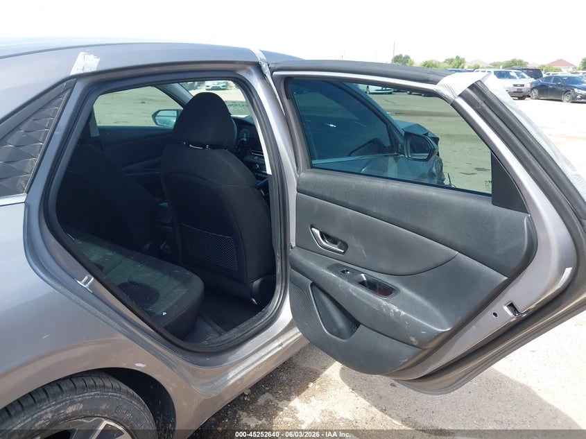 2025 Hyundai Elantra VIN KMHLS4DG2SU952169 IAAI salvage auction — FRONT END, Salvage (Texas), sold $2,250 on 2026-07-29 (photo 8)