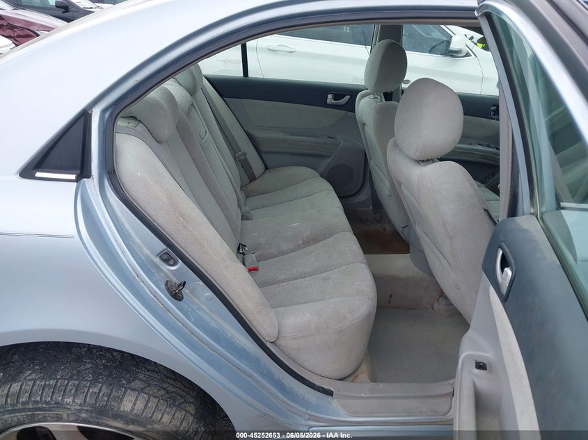 2007 Hyundai Sonata VIN 5NPEU46F27H213655 IAAI salvage auction — SIDE, Salvage (Texas), sold $250 on 2026-07-11 (photo 8)