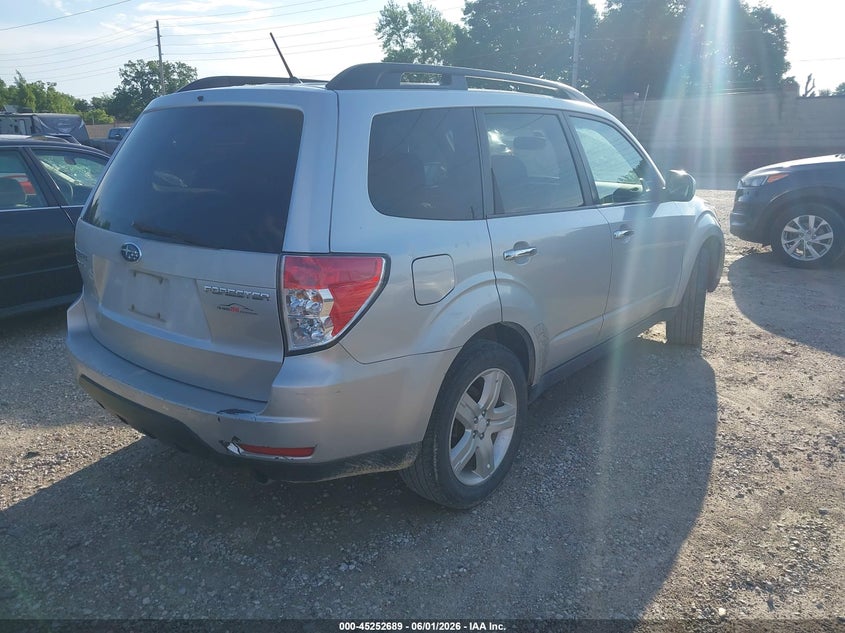 2010 Subaru Forester VIN JF2SH6DC4AH778721 IAAI salvage auction — HAIL, Clear (Missouri), sold $225 on 2026-07-13 (photo 4)