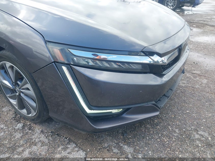 2018 Honda Clarity VIN JHMZC5F13JC009933 IAAI salvage auction — RIGHT FRONT, Original (Texas), sold $5,000 on 2026-07-24 (photo 6)