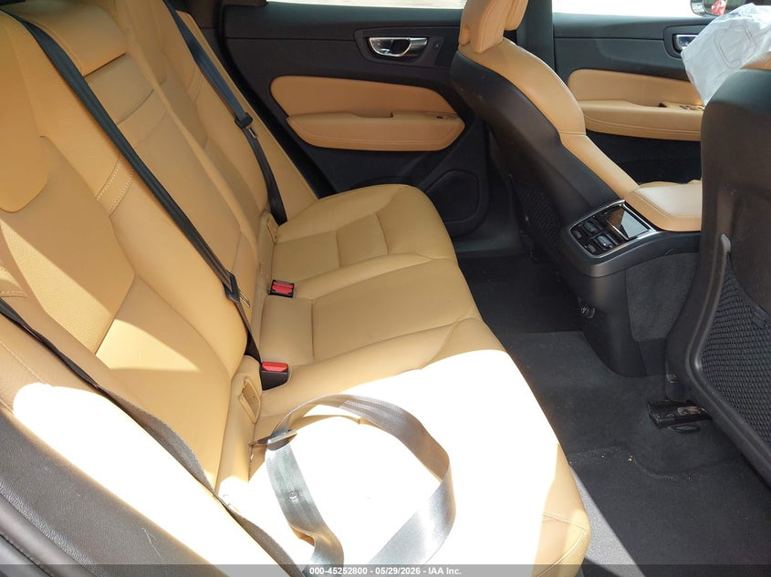 2020 Volvo Xc60 VIN YV4102DL4L1534862 IAAI salvage auction — FRONT END, Salvage Title, sold $10,500 on 2026-07-20 (photo 8)
