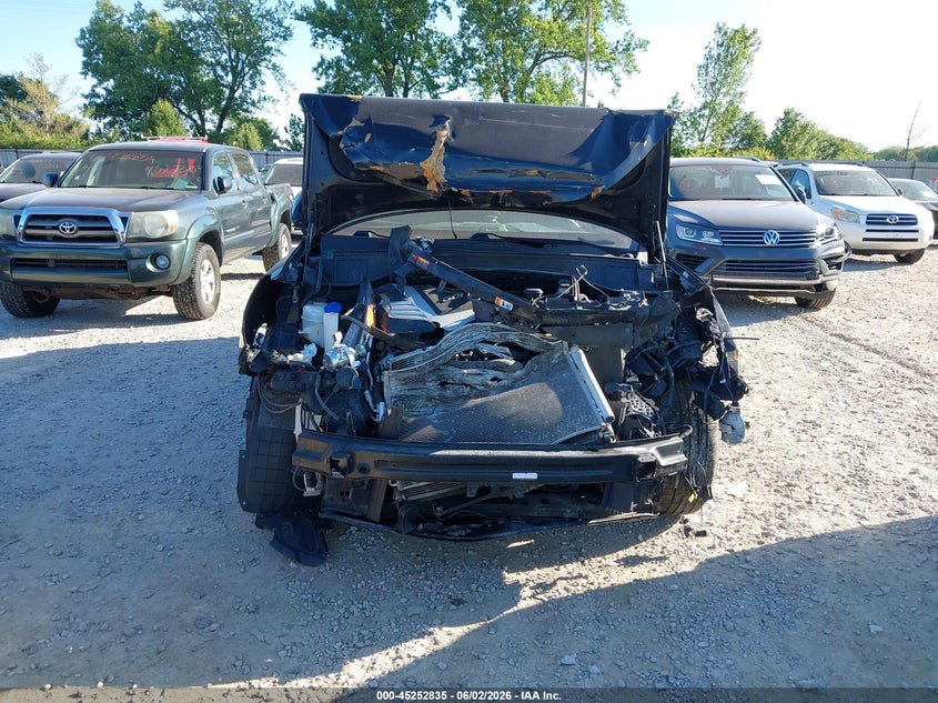 2017 Hyundai Santa fe VIN KM8SMDHF5HU216018 IAAI salvage auction — FRONT END, Salvage Title, sold $600 on 2026-07-23 (photo 6)