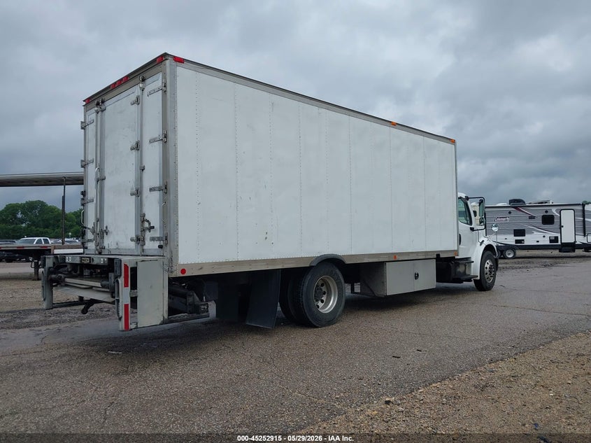 2019 Freightliner M2 106 VIN 1FVACXFC2KHKK4546 IAAI salvage auction — SIDE, Clear (Indiana), sold $12,800 on 2026-07-15 (photo 4)