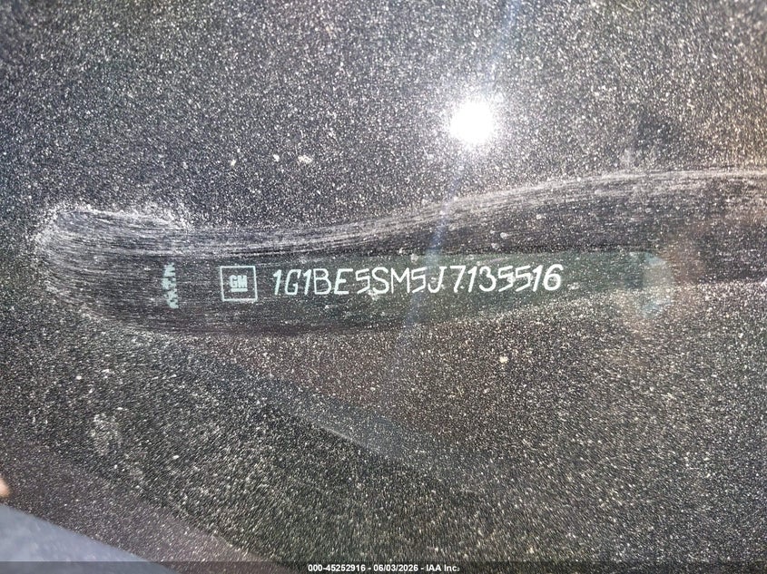 2018 Chevrolet Cruze VIN 1G1BE5SM5J7135516 IAAI salvage auction — FRONT & REAR, Salvage Title, sold $2,000 on 2026-07-19 (photo 9)