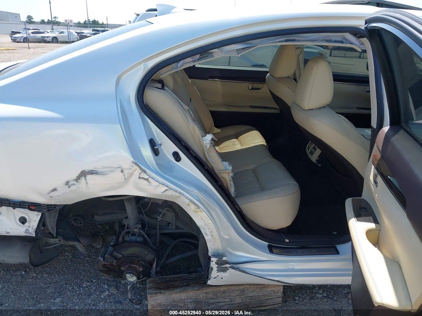 2016 Lexus ES VIN JTHBK1GG8G2233620 IAAI salvage auction — FRONT & REAR, Salvage Title, sold $1,150 on 2026-07-23 (photo 8)