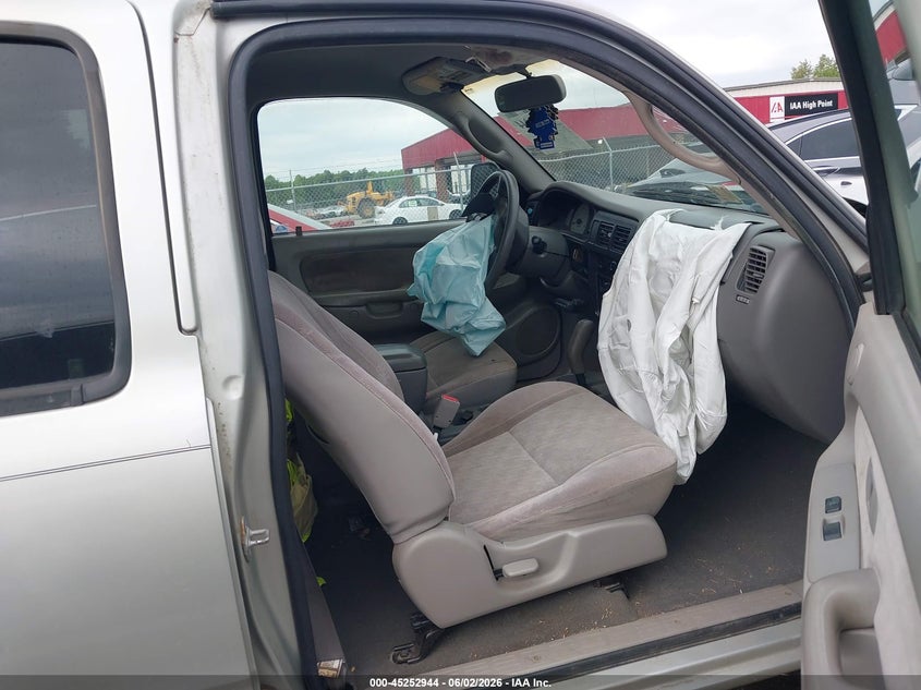 2004 Toyota Tacoma VIN 5TEGN92N94Z416602 IAAI salvage auction — FRONT & REAR, Salvage (North Carolina), sold $1,475 on 2026-07-16 (photo 5)