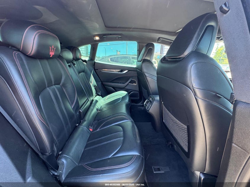 2018 Maserati Levante VIN ZN661YUS3JX269795 IAAI salvage auction — ELECTRICAL, Clear (Virginia), sold $3,350 on 2026-07-18 (photo 6)