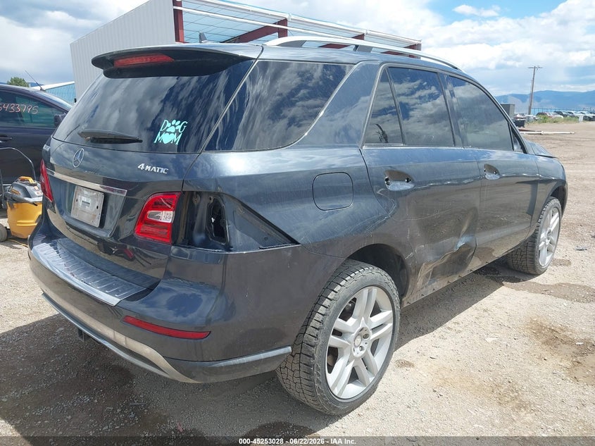 2015 Mercedes-benz M-klasse VIN 4JGDA5HB5FA442045 IAAI salvage auction — RIGHT SIDE, Salvage (Montana), sold $4,300 on 2026-07-22 (photo 4)