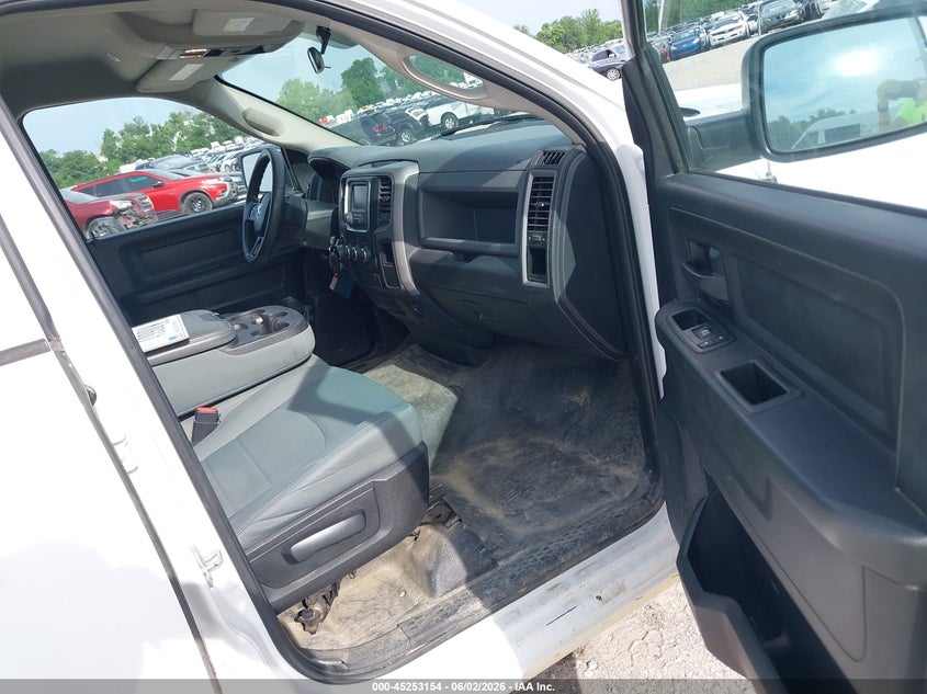 2018 Ram 1500 VIN 1C6RR7FG7JS326059 IAAI salvage auction — NORMAL WEAR, Sf97 (Missouri), sold $17,700 on 2026-07-09 (photo 5)