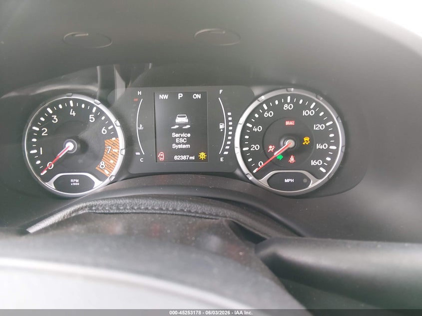 2020 Jeep Renegade VIN ZACNJBBB5LPL32962 IAAI salvage auction — FRONT END, Salvage (Illinois), sold $25 on 2026-07-22 (photo 7)