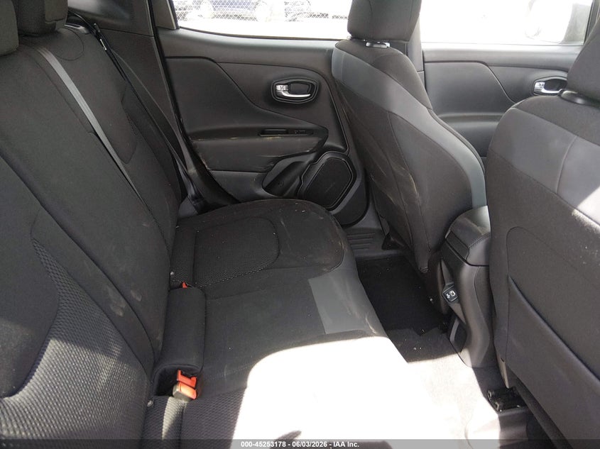 2020 Jeep Renegade VIN ZACNJBBB5LPL32962 IAAI salvage auction — FRONT END, Salvage (Illinois), sold $25 on 2026-07-22 (photo 8)