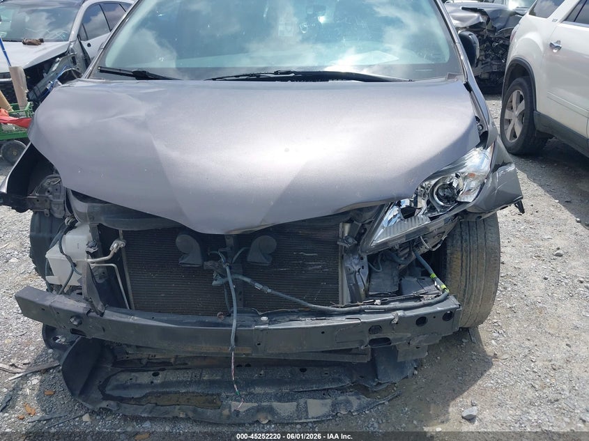 2019 Toyota Sienna VIN 5TDKZ3DC2KS016740 IAAI salvage auction — FRONT END, Salvage Title, sold $3,650 on 2026-07-28 (photo 6)