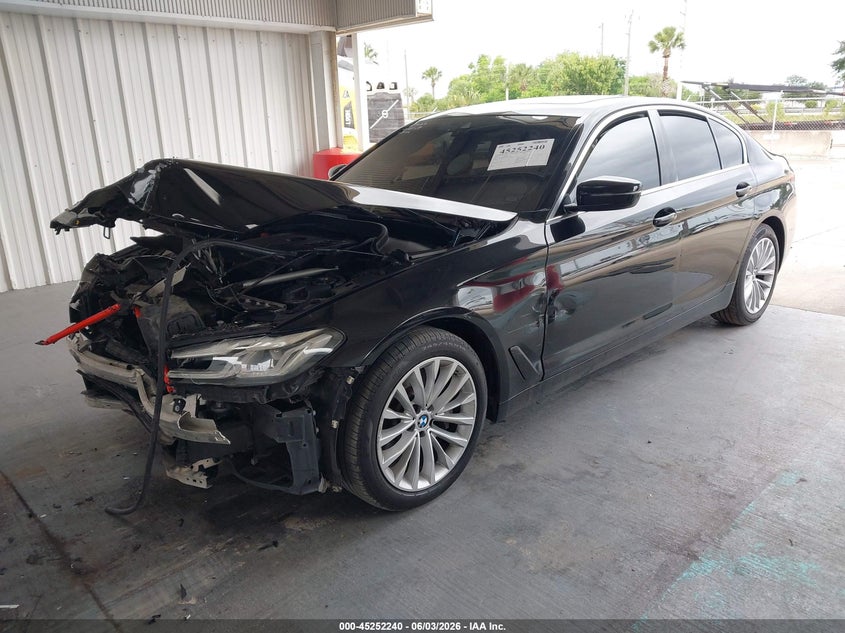 2021 BMW 5er VIN WBA53BH02MWW97250 IAAI salvage auction — FRONT END, Salvage Title, sold $7,400 on 2026-08-07 (photo 2)