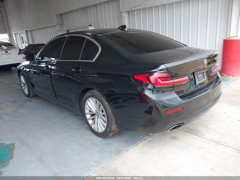 2021 BMW 5er VIN WBA53BH02MWW97250 IAAI salvage auction — FRONT END, Salvage Title, sold $7,400 on 2026-08-07 (photo 3)
