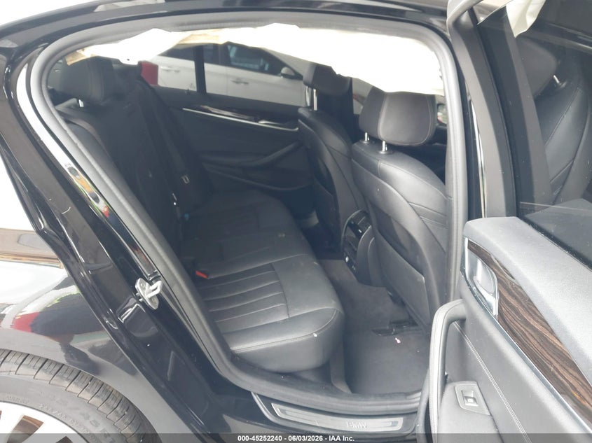 2021 BMW 5er VIN WBA53BH02MWW97250 IAAI salvage auction — FRONT END, Salvage Title, sold $7,400 on 2026-08-07 (photo 8)