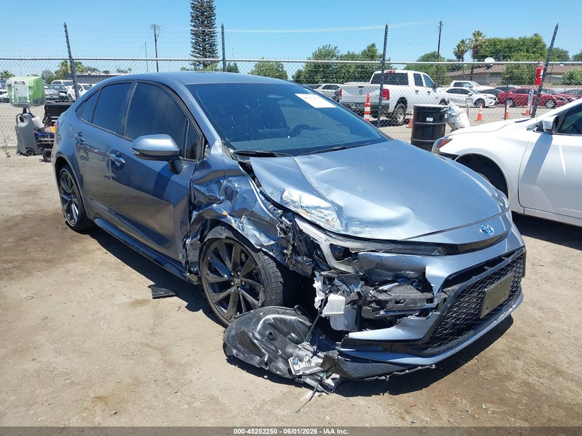 2025 Toyota Corolla VIN JTDBCMFE4S3082911 IAAI salvage auction — RIGHT FRONT, Salvage Title, sold $5,950 on 2026-07-14 (photo 1)