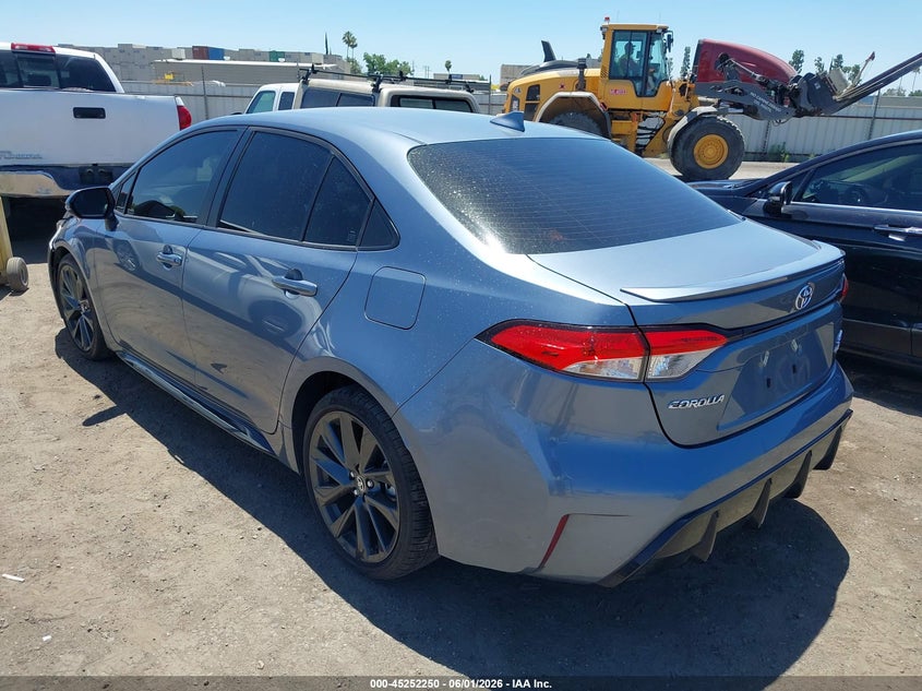 2025 Toyota Corolla VIN JTDBCMFE4S3082911 IAAI salvage auction — RIGHT FRONT, Salvage Title, sold $5,950 on 2026-07-14 (photo 3)