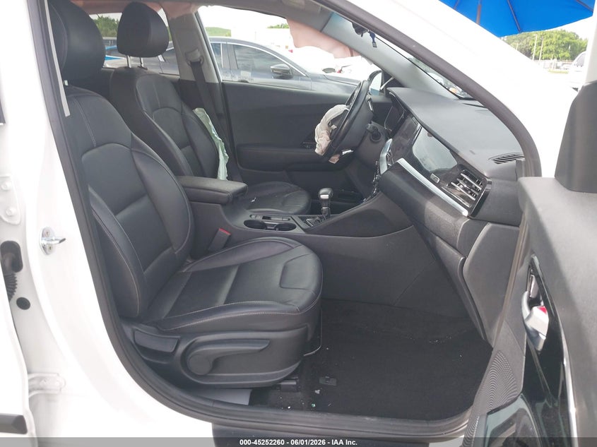 2022 Kia Niro VIN KNDCC3LC7N5516832 IAAI salvage auction — FRONT END, Salvage Title, sold $3,450 on 2026-08-01 (photo 5)