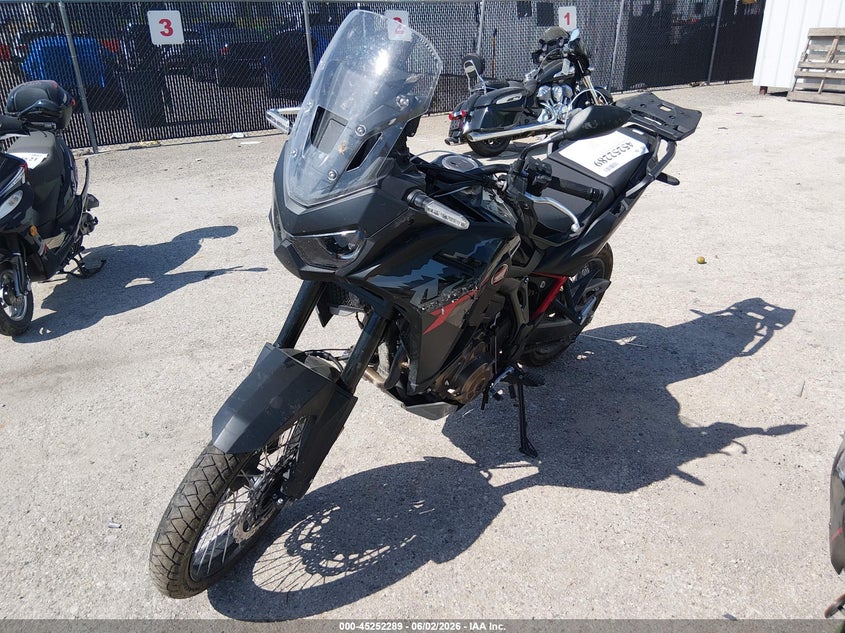 2025 Honda Crf VIN JH2SD1519SK100102 IAAI salvage auction — LEFT SIDE, Original (Texas), sold $8,150 on 2026-07-28 (photo 2)
