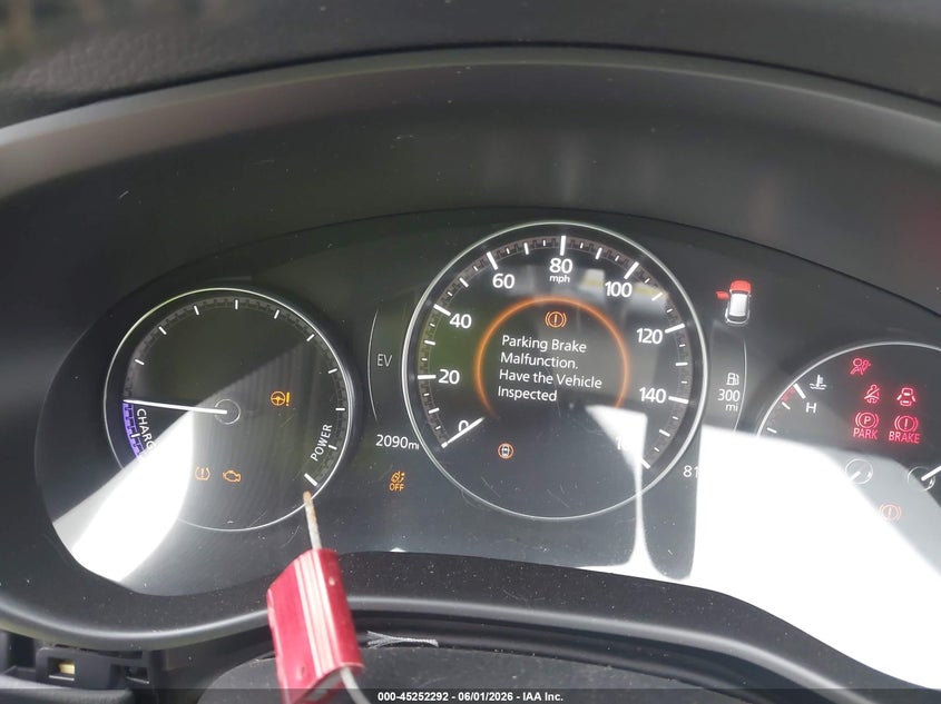 2026 Mazda Cx-50 VIN 7MMVAADW4TN156251 IAAI salvage auction — NORMAL WEAR, Salvage Title, sold $7,800 on 2026-07-14 (photo 7)