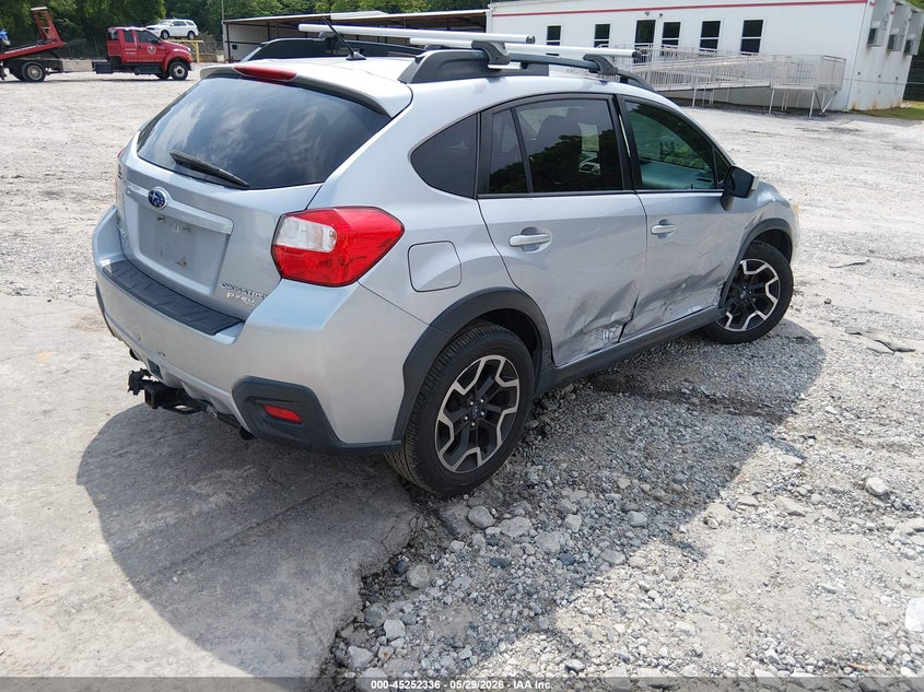 2016 Subaru Xv VIN JF2GPABC9G8232102 IAAI salvage auction — SIDE, Salvage Title, sold $550 on 2026-07-24 (photo 4)