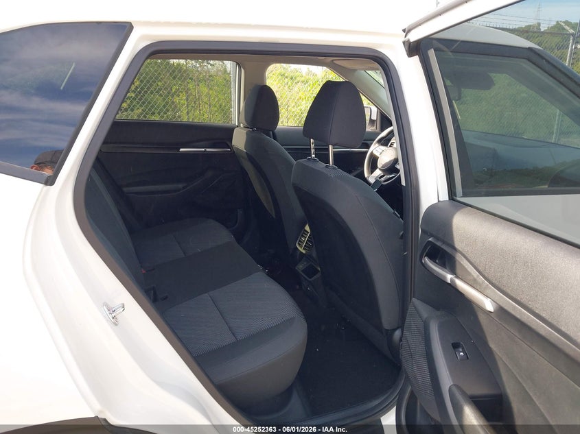 2024 Kia Seltos VIN KNDEPCAAXR7638724 IAAI salvage auction — RIGHT REAR, Salvage Title, sold $8,000 on 2026-07-14 (photo 8)