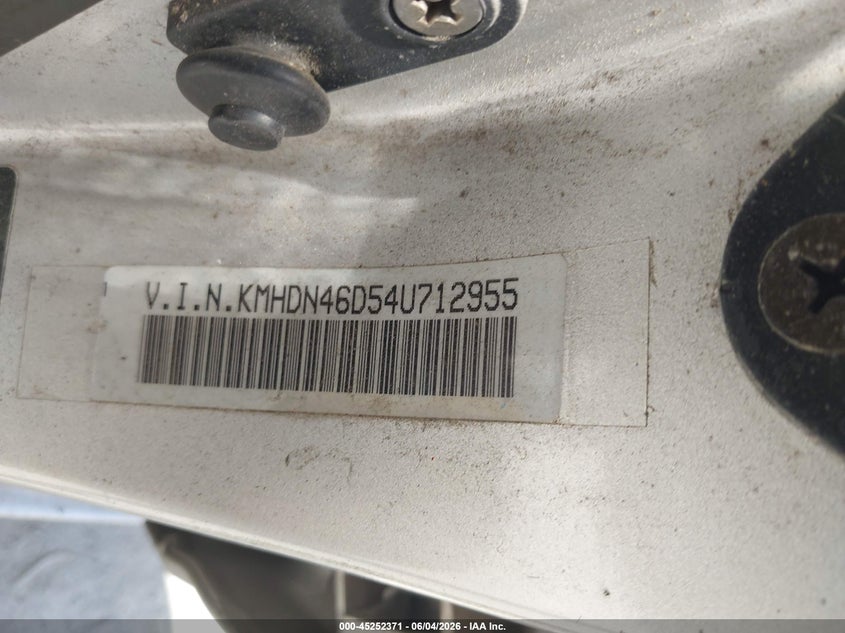 2004 Hyundai Elantra VIN KMHDN46D54U712955 IAAI salvage auction — FRONT END, Clear (Virginia), sold $350 on 2026-07-07 (photo 9)