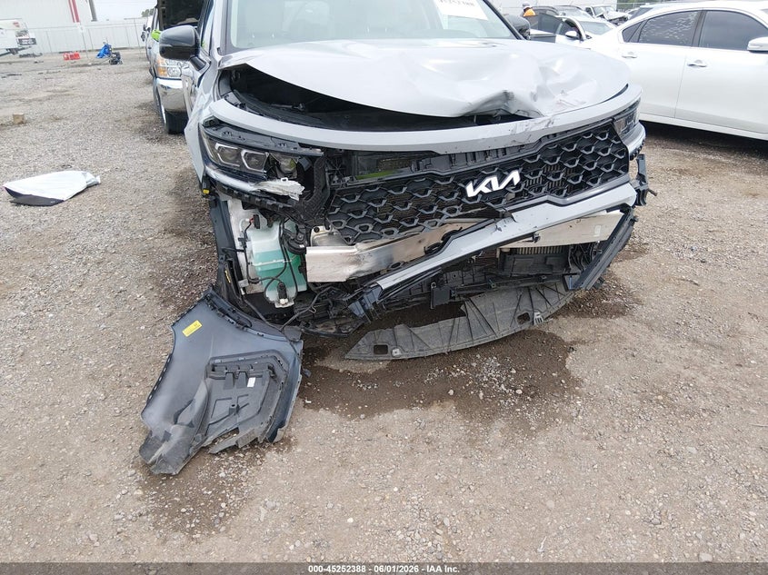 2023 Kia Sorento VIN 5XYRK4LF0PG199323 IAAI salvage auction — FRONT END, Salvage Title, sold $6,000 on 2026-07-08 (photo 6)