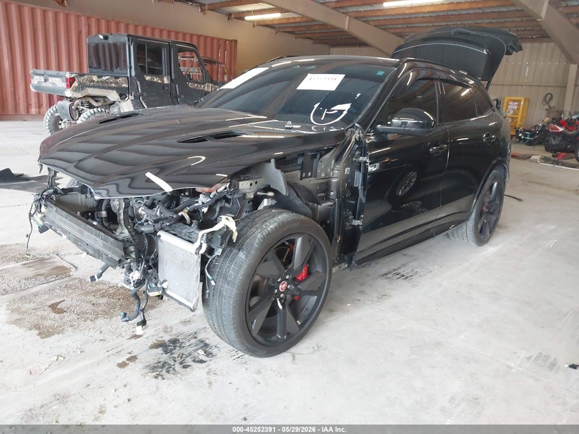 2022 Jaguar F-pace VIN SADCZ2EE3NA697768 IAAI salvage auction — FRONT END, Clear (Tennessee), sold $18,475 on 2026-07-13 (photo 2)