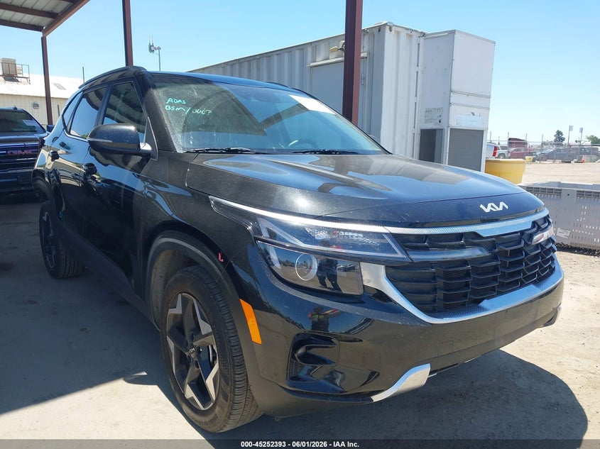 2025 Kia Seltos VIN KNDER2AA5S7771465 IAAI salvage auction — REAR END, Salvage Title, sold $7,500 on 2026-07-14 (photo 1)
