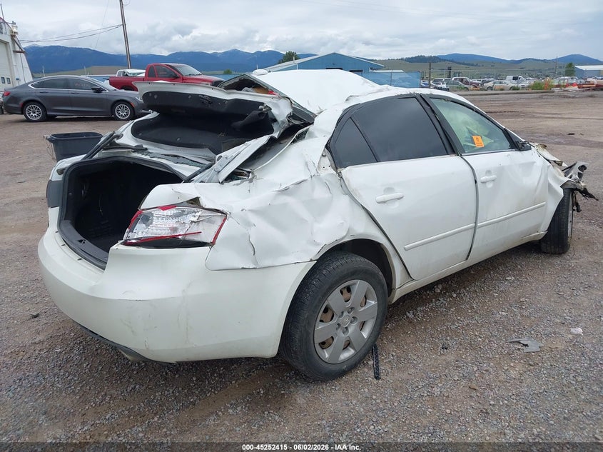 2008 Hyundai Sonata VIN 5NPET46F58H328948 IAAI salvage auction — ROLLOVER, Clear (Montana), sold $150 on 2026-07-15 (photo 4)