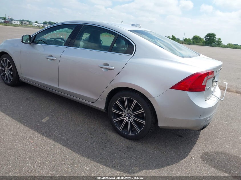 2018 Volvo VIN LYV402TM6JB171416 IAAI salvage auction — FRONT END, Salvage (Minnesota), sold $3,600 on 2026-07-23 (photo 3)