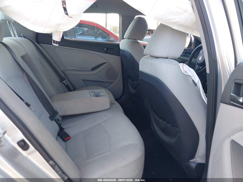 2014 Kia Optima VIN 5XXGM4A73EG268617 IAAI salvage auction — THEFT, Salvage Title, sold $900 on 2026-07-07 (photo 8)