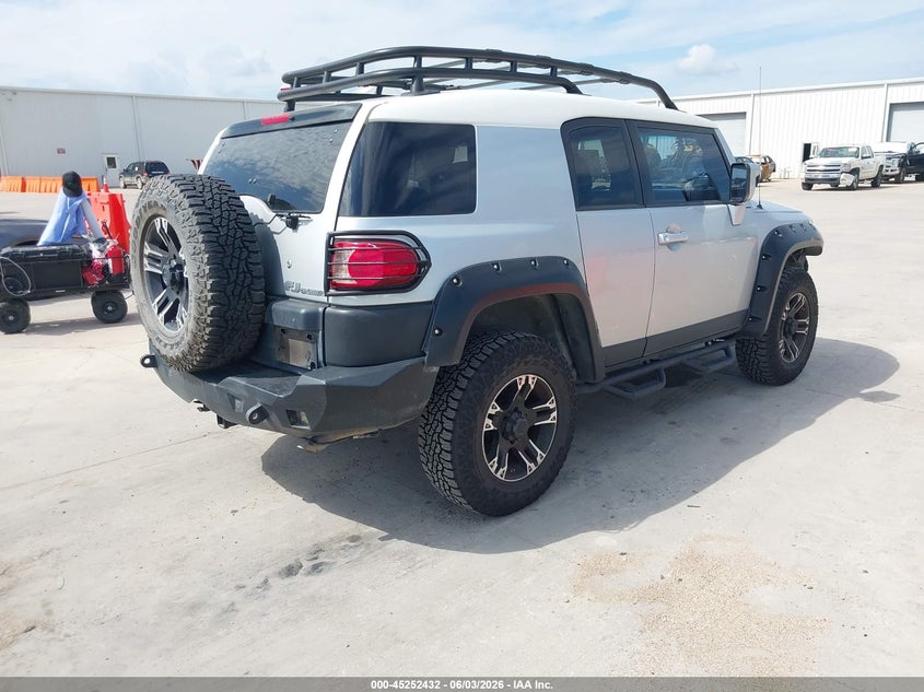 2008 Toyota Fj cruiser VIN JTEBU11F28K008649 IAAI salvage auction — FRONT END, Original (Texas), sold $4,450 on 2026-07-08 (photo 4)
