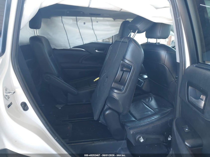2014 Toyota Highlander VIN 5TDYKRFH2ES010693 IAAI salvage auction — FRONT END, Salvage Title, sold $2,600 on 2026-07-07 (photo 8)