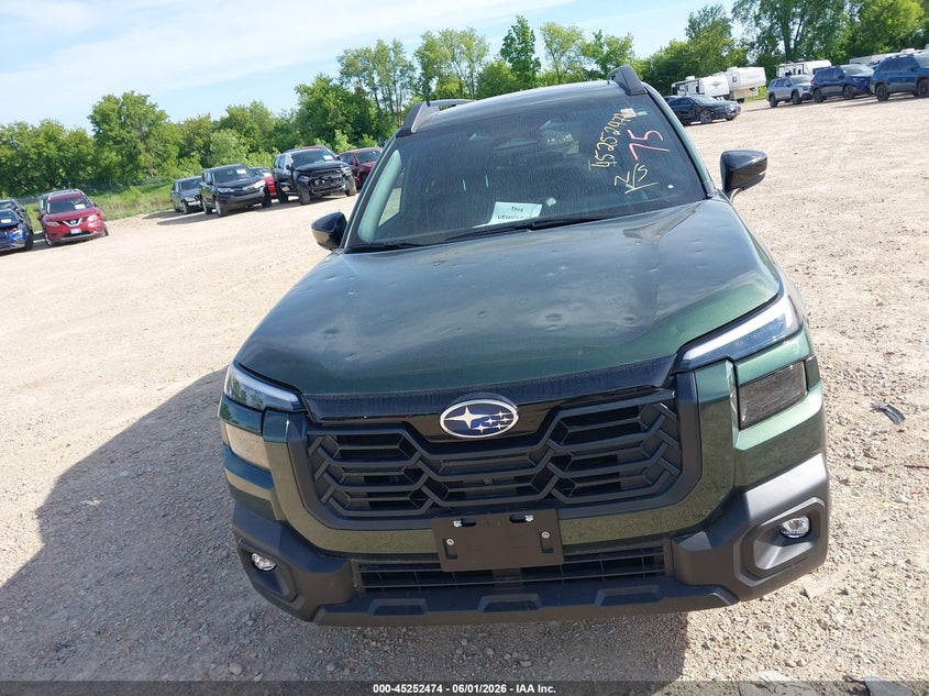2026 Subaru Outback VIN JF2BURJD8TY468925 IAAI salvage auction — HAIL, Salvage Title, sold $27,650 on 2026-07-06 (photo 6)